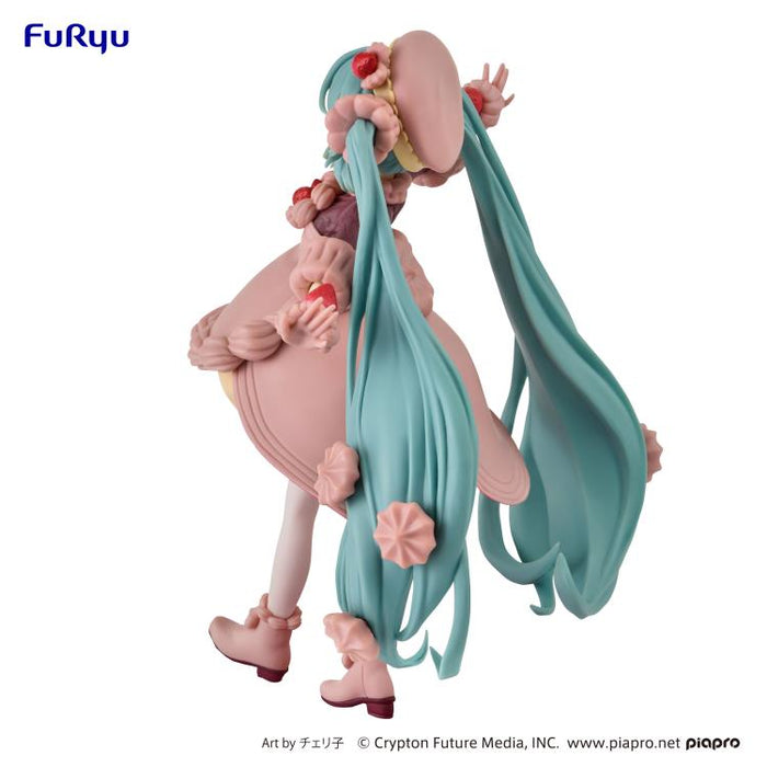 Fruyu Vocaloid SweetSweets Series Hatsune Miku (Strawberry Chocolate Short Ver.) Figure