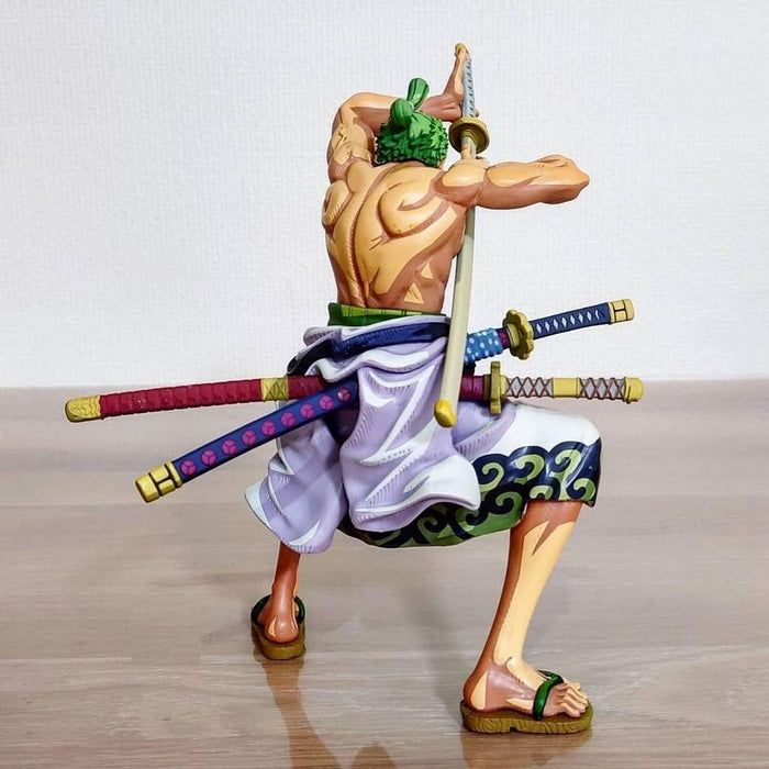 BANDAI BANPRESTO One Piece World Figure Colosseum 3 Super Master Stars Piece Roronoa Zoro (Two Dimensions) Figure