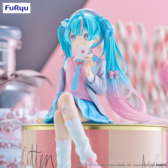 Furyu Vocaloid Hatsune Miku (Love Blazer Ver.) Noodle Stopper Figure