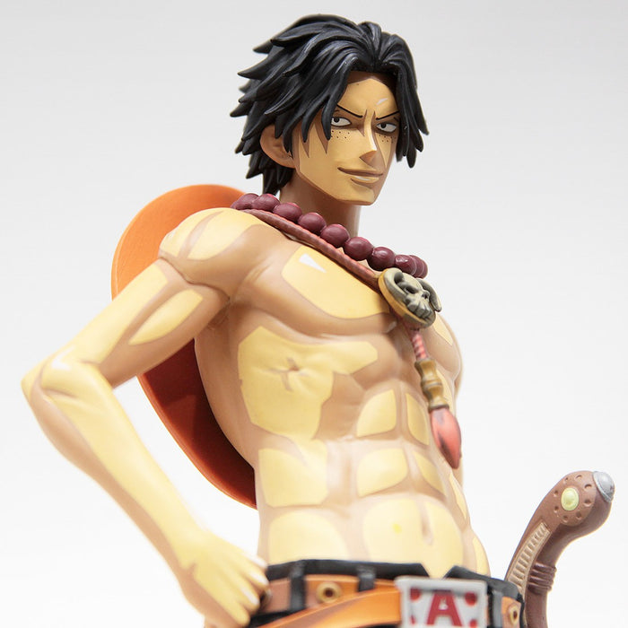 BANDAI BANPRESTO One Piece Grandista Manga Dimensions Portgas D. Ace Figure