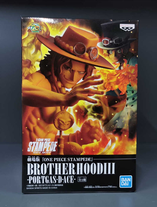 ONE PIECE STAMPEDE MOVIE - POSING FIGURE BROTHERHOOD III PORTGAS D ACE VOL.2  (collectable and very rare on the market) FIGURE