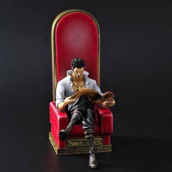 PRE-ORDER One Piece Collection JuraCure Mihawk Limited Figure