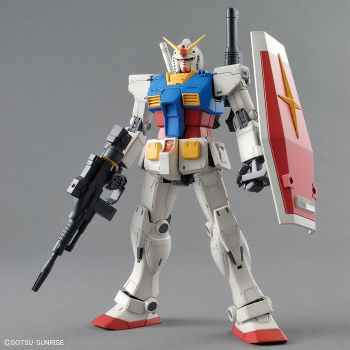 BANDAI Gundam MG 1/100 RX-78-2 Gundam the origin Model Kit