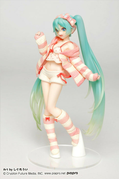 Taito Hatsune Miku Taito Miku Costumes room wear ver. Figure